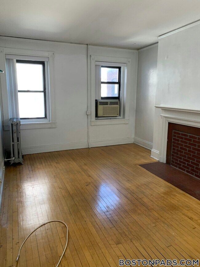 Photo - 91 Westland Ave Unidad 301