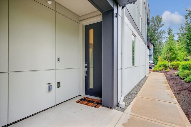 Photo - Stunning Modern Townhome in Sammamish!