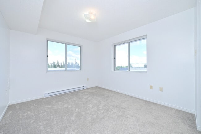Photo - 130 Bell Farm Rd
