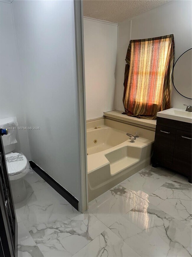 Photo - 19800 SW 180th Ave