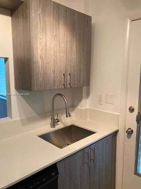 Photo - 1498 Jefferson Ave Unidad 303