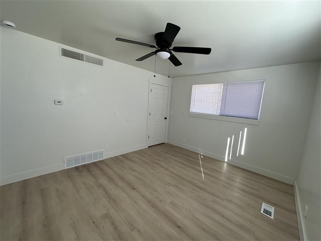 Photo - 1340 S 200 E Unidad 1