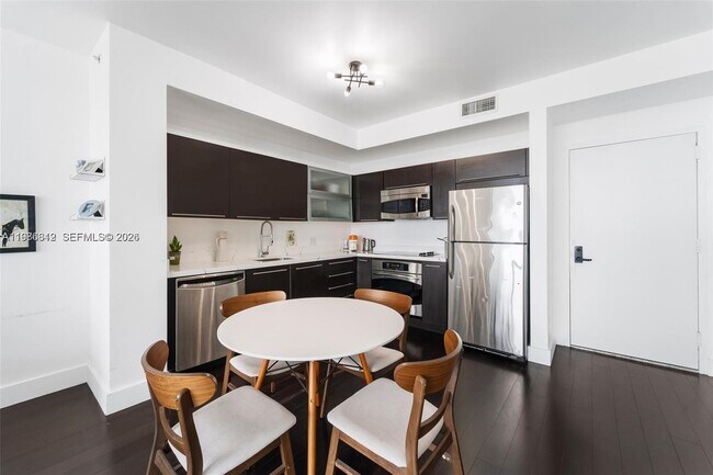 Photo - 90 SW 3rd St Unit 1406