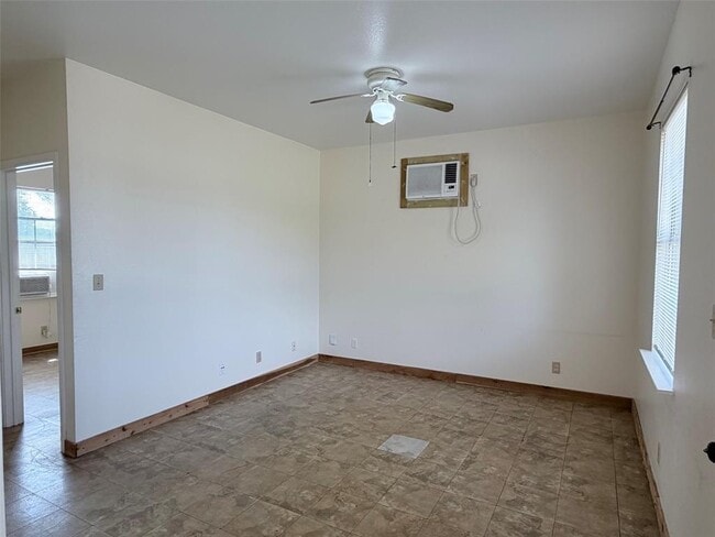 Photo - 251 Zimmerman Ave