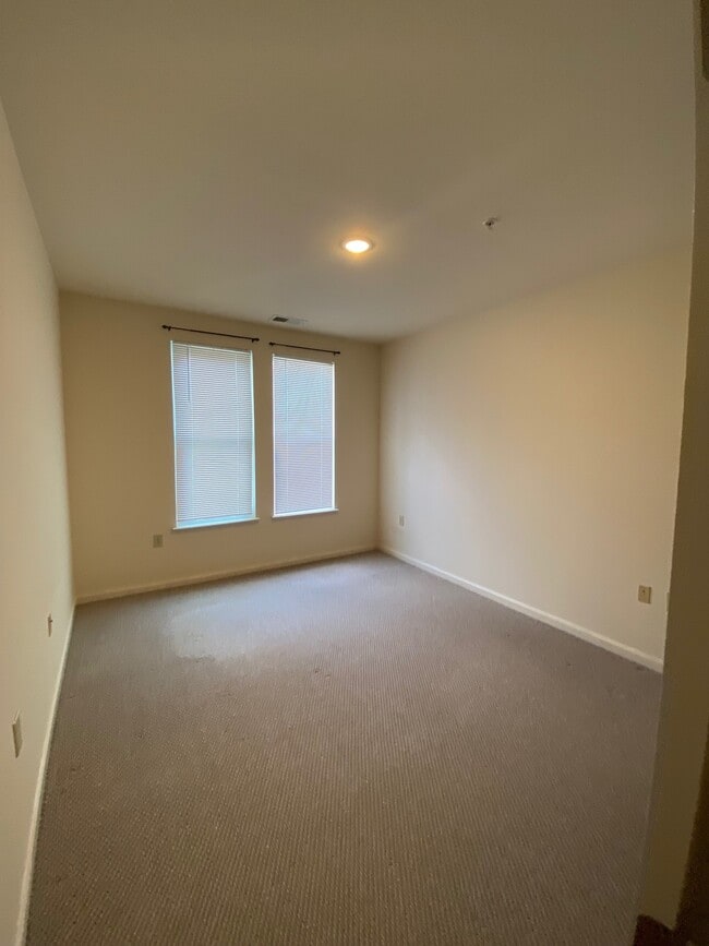 Photo - 2665 Prosperity Ave Unit 230