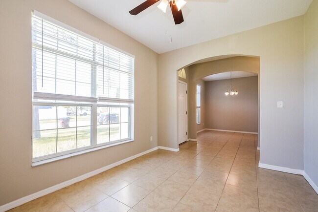 Photo - 2701 Andes Way