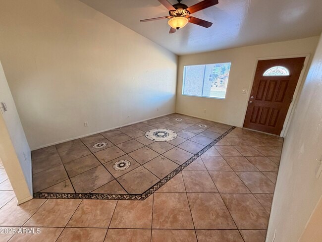 Photo - 1421 N Salida Del Sol