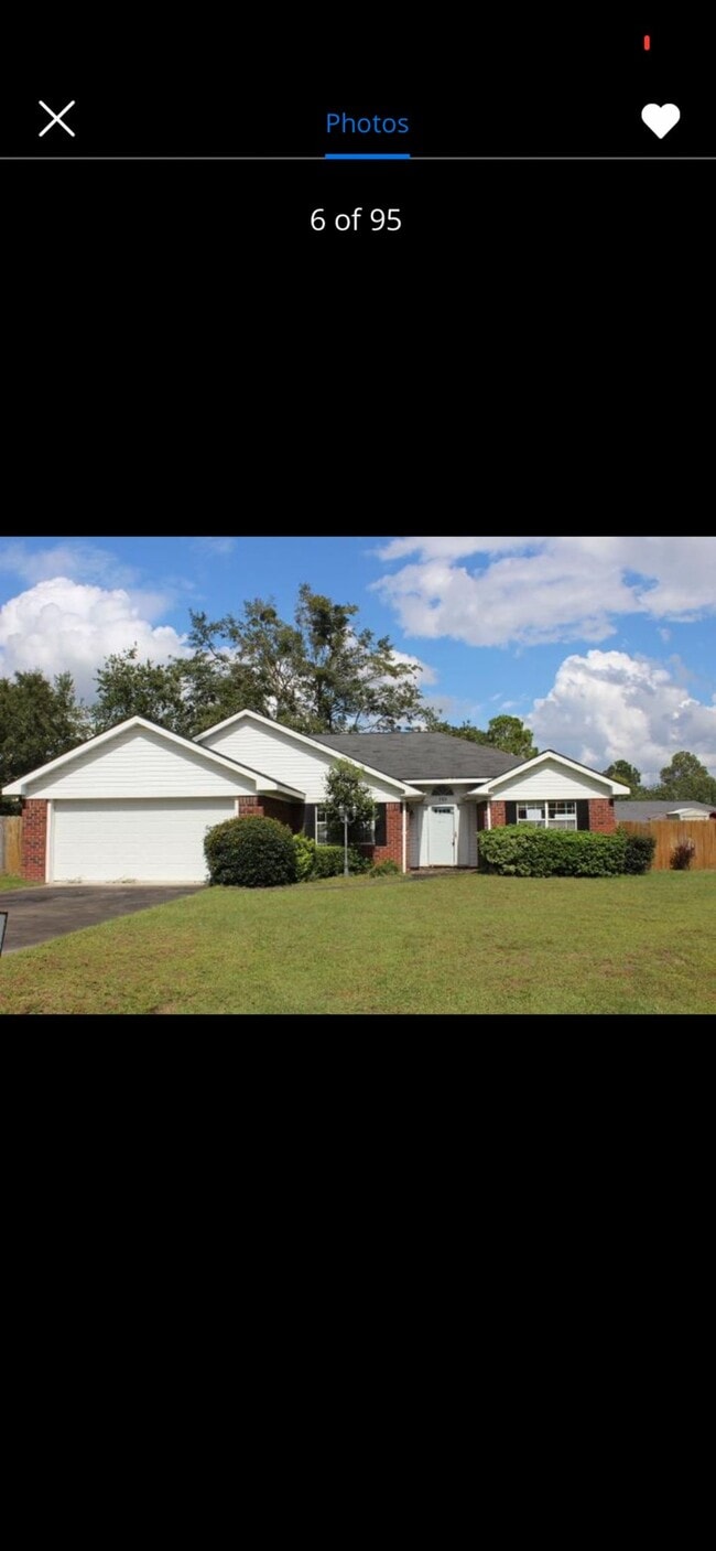 Photo - 559 McCumber Dr