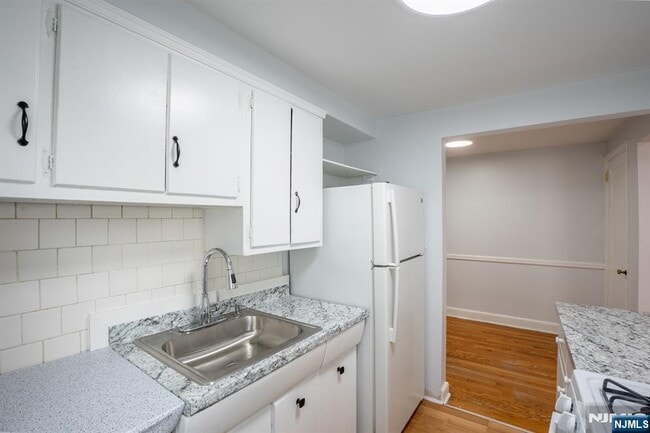 Photo - 18 7th St