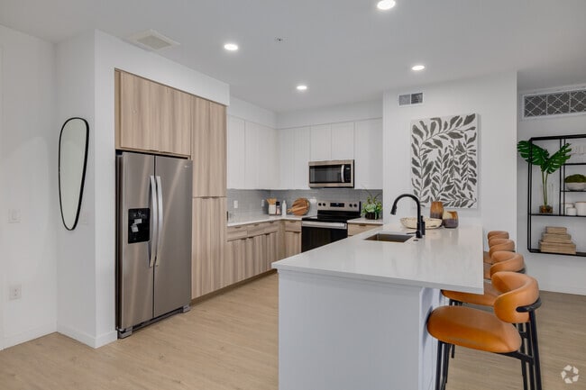 2BR, 2BA - 1,136SF - Kitchen - Atlas Mesa