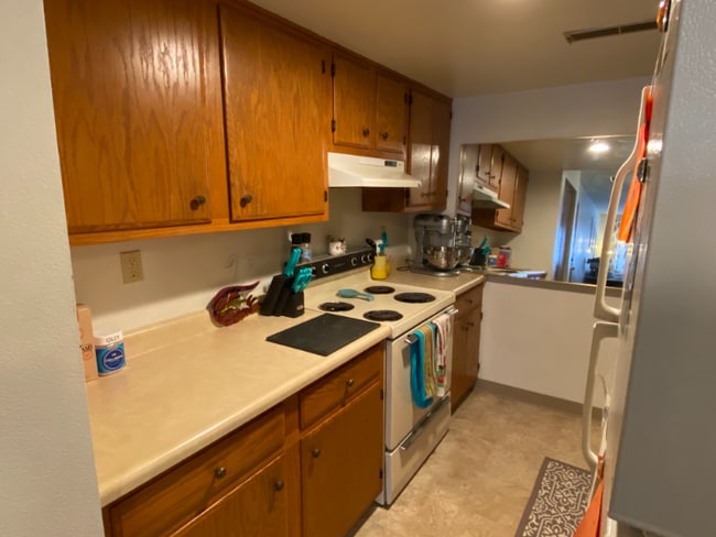 Photo - 365 Ellis Ave Unidad Apt 12