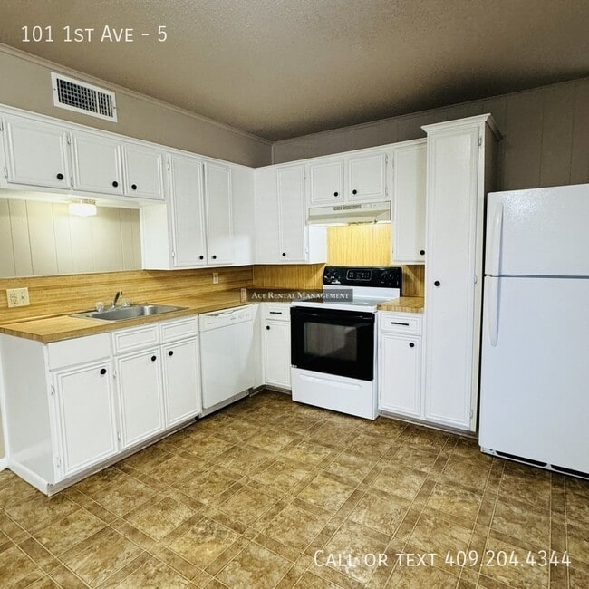 Photo - 101 1st Ave Unit 5