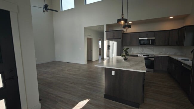 Photo - 3419 Baneberry Ln