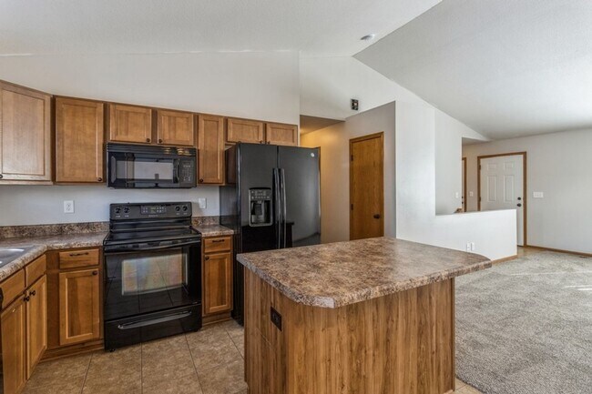 Photo - GREAT FLOORPLAN!! 4 Bed, 3 Bath Home in Northwest Ankeny
