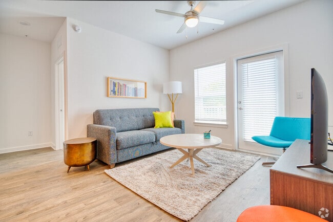 Building Photo - 2548 SW 13th St Unit ID1243569P Rental