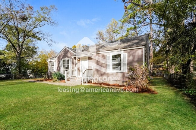 Photo - 522 Woodbury Rd