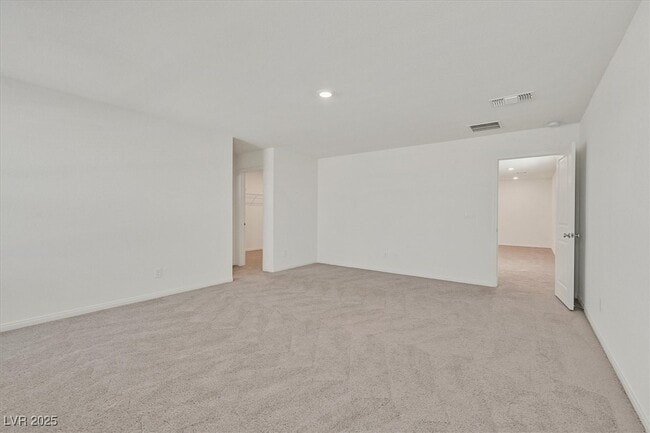 Building Photo - 7016 Bard Ave Rental