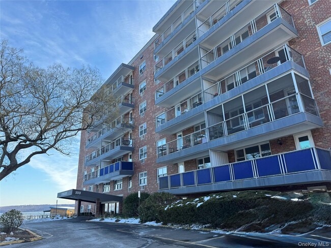 Photo - 103 Gedney St Unit 4M