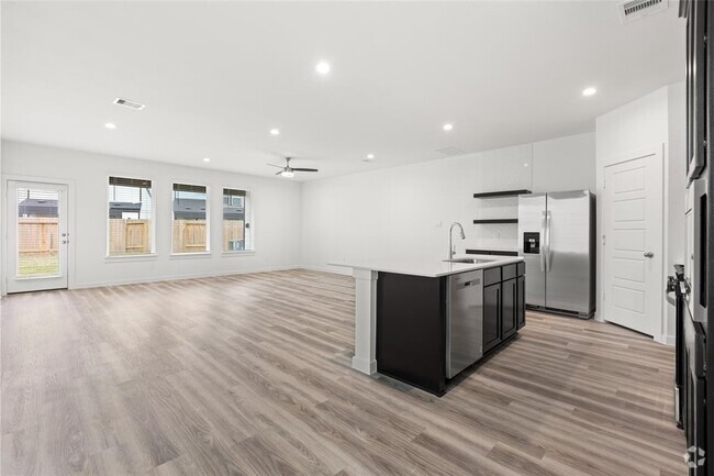 Building Photo - 3226 Rainwood Gate Dr Rental