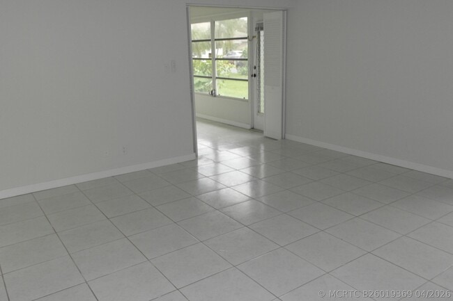 Photo - 18890 Candlewick Dr