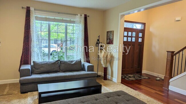 Photo - 13632 NW Henninger Ln