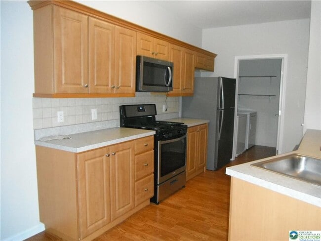 Photo - 1113 Old Course Ln