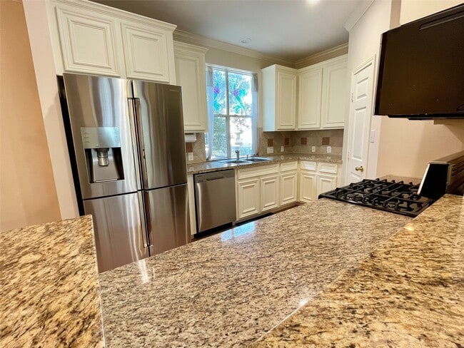 Photo - 1702 Tuam St Unit A