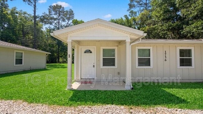 Building Photo - 1756 Lane Ave S Unit 1