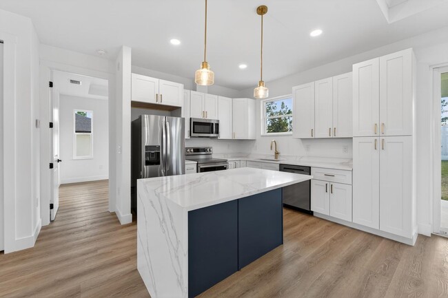 Photo - 14115 Ingraham Blvd