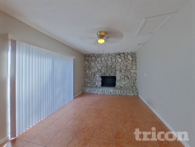 Photo - 1101 Seffner Valrico Rd