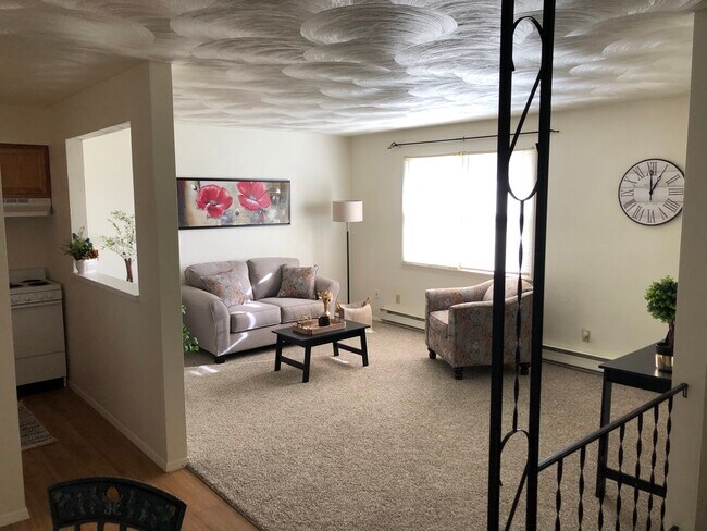 Photo - 2765 Warren Rd Unit 6