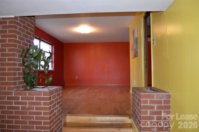 Photo - 516 S Green St