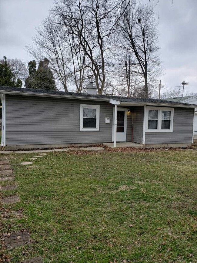 Building Photo - 1340 Mound Ave