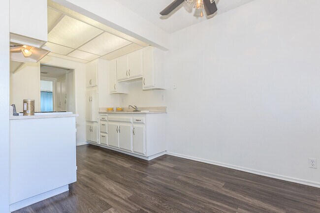 Photo - Orleans Apartment Homes