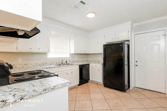 Photo - 360 Barfield Dr