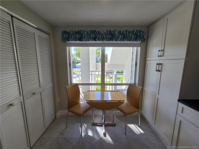 Photo - 185 NE Edgewater Dr Unit 5105