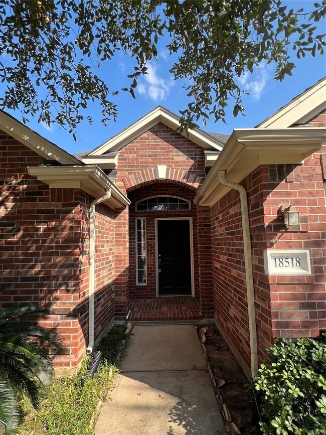 Photo - 18518 Dural Dr