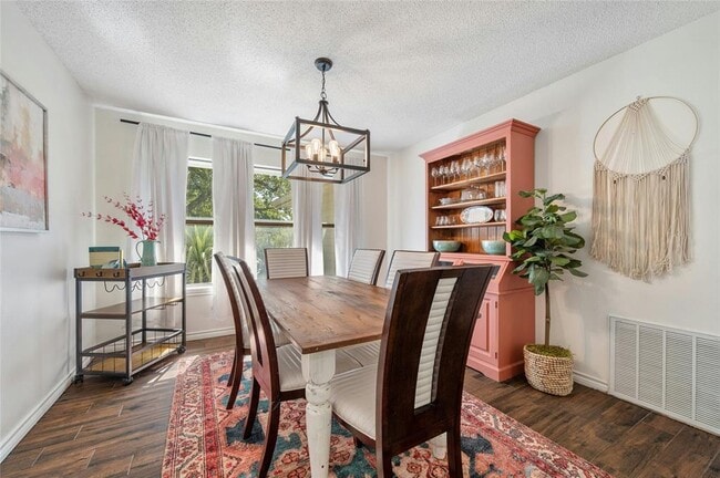 Photo - 118 Copperleaf Rd