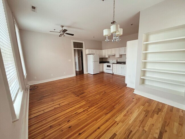 Photo - Garnett Street Apartments Unit Apartment C