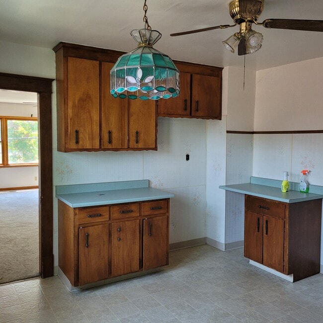 Photo - 2460 Grand Ave Unidad #2