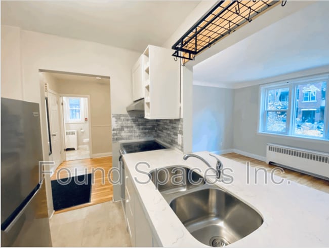 Photo - 85 East Avenue S Unit 4