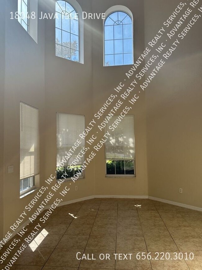 Photo - 18048 Java Isle Dr