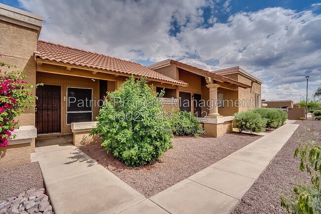 Photo - 20420 N 6th Dr Unit 7