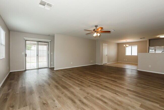 Photo - 1931 E Dust Devil Dr