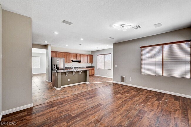 Photo - 8125 Chestnut Hollow Ave