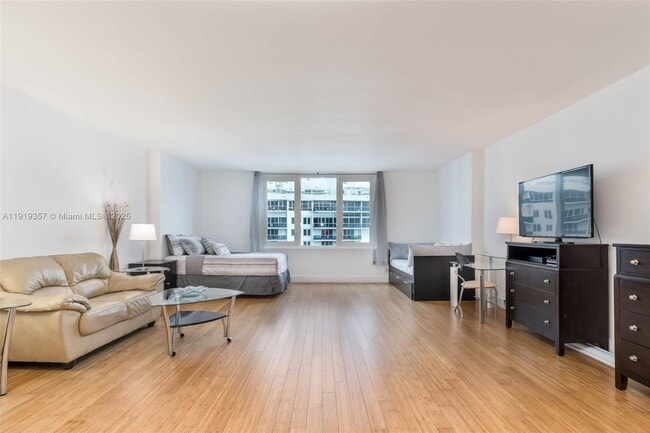 Photo - 2301 Collins Ave Unit 1512