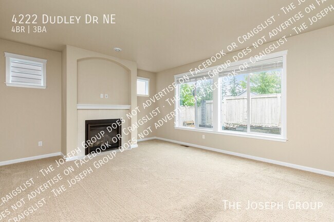 Photo - 4222 Dudley Dr NE