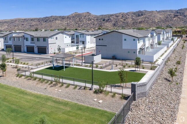 Corsica Villas at 20th Street