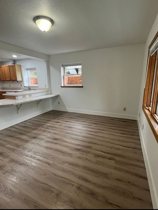 Photo - 1021/1023 High St Unit 1023