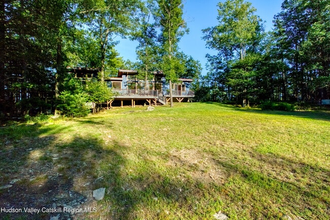 Photo - 2 Raycliffe Dr